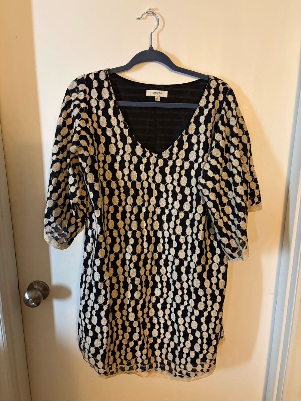 Umgee Black and Cream Dot-Pattern V-Neck Tunic